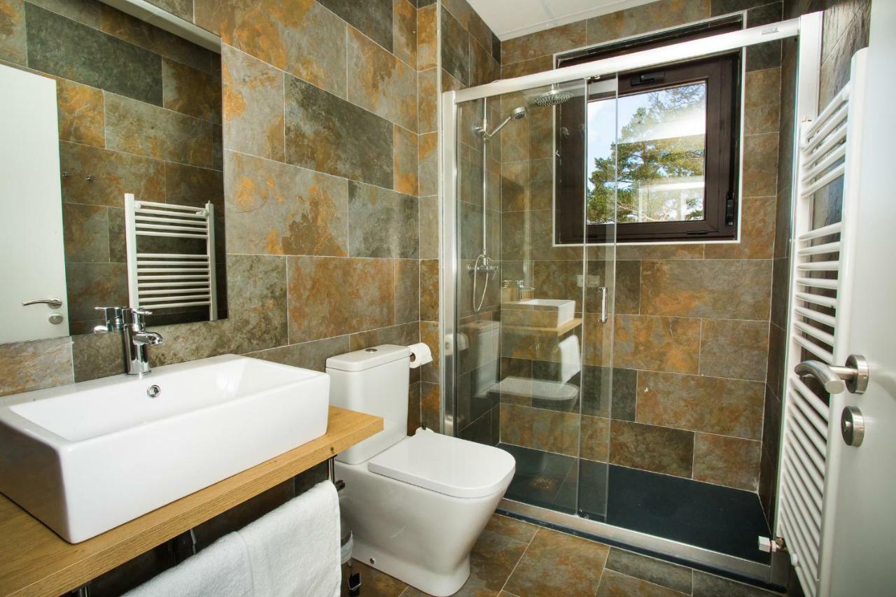 Villa Lucerna Sports & Hotel Resort Vigo de Sanabria Dış mekan fotoğraf