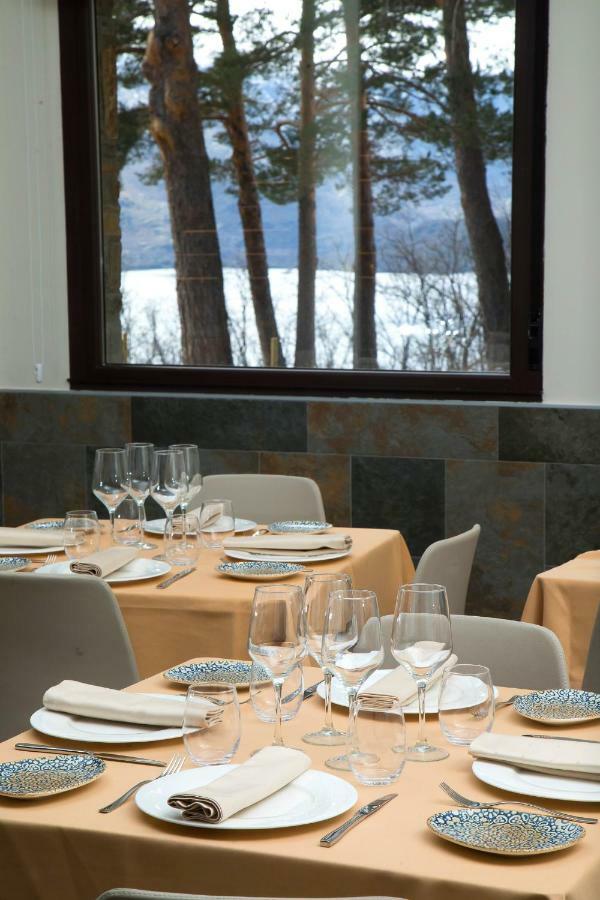 Villa Lucerna Sports & Hotel Resort Vigo de Sanabria Dış mekan fotoğraf