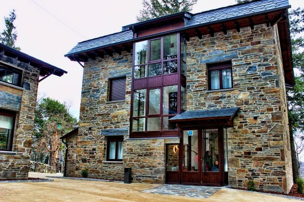 Villa Lucerna Sports & Hotel Resort Vigo de Sanabria Dış mekan fotoğraf